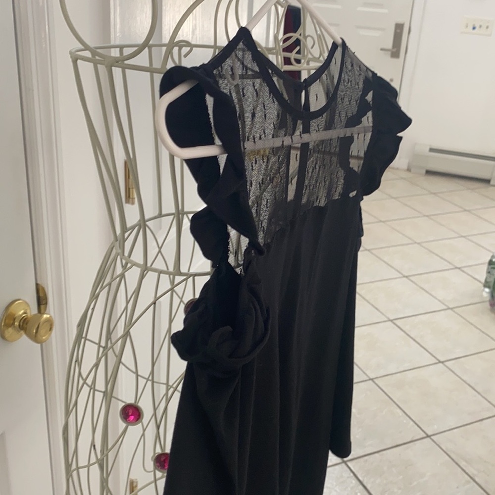 Express Open Shoulder Ruffle Sheer Top - Size XS - Picture 7 of 9